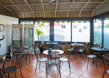 Sala da pranzo - Cafeteria - Cold Bar VIA DEODATO
 
178, San Giovanni la Punta - photo 14