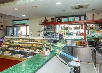 Cucina - Cafeteria - Cold Bar VIA DEODATO
 
178, San Giovanni la Punta - photo 19