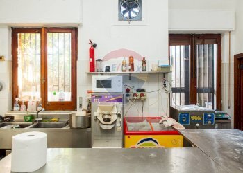 Cucina - Cafeteria - Cold Bar VIA DEODATO
 
178, San Giovanni la Punta - photo 28