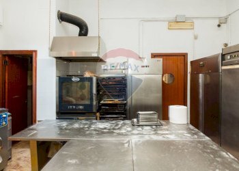 Cucina - Cafeteria - Cold Bar VIA DEODATO
 
178, San Giovanni la Punta - photo 29