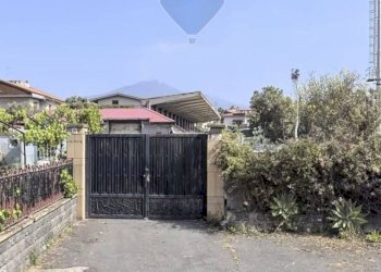 Casa all\'aperto - Terreno edificabile Via San Michele Arcangelo, Sant'Agata Li Battiati - foto 6