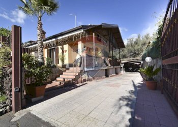 Casa all\'aperto - Villa Via Dei Gelsomini
 
35, Pedara - foto 1