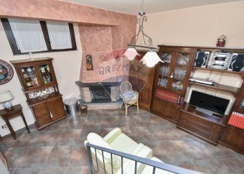 Soggiorno - Villa Via Dei Gelsomini
 
35, Pedara - foto 18