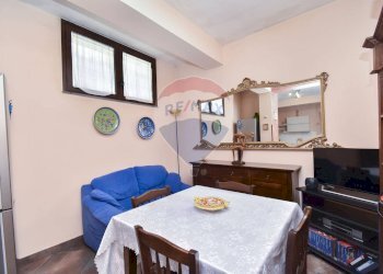Sala da pranzo - Villa Via Dei Gelsomini
 
35, Pedara - foto 29
