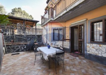 Terrazza - Villa Via Dei Gelsomini
 
35, Pedara - foto 30