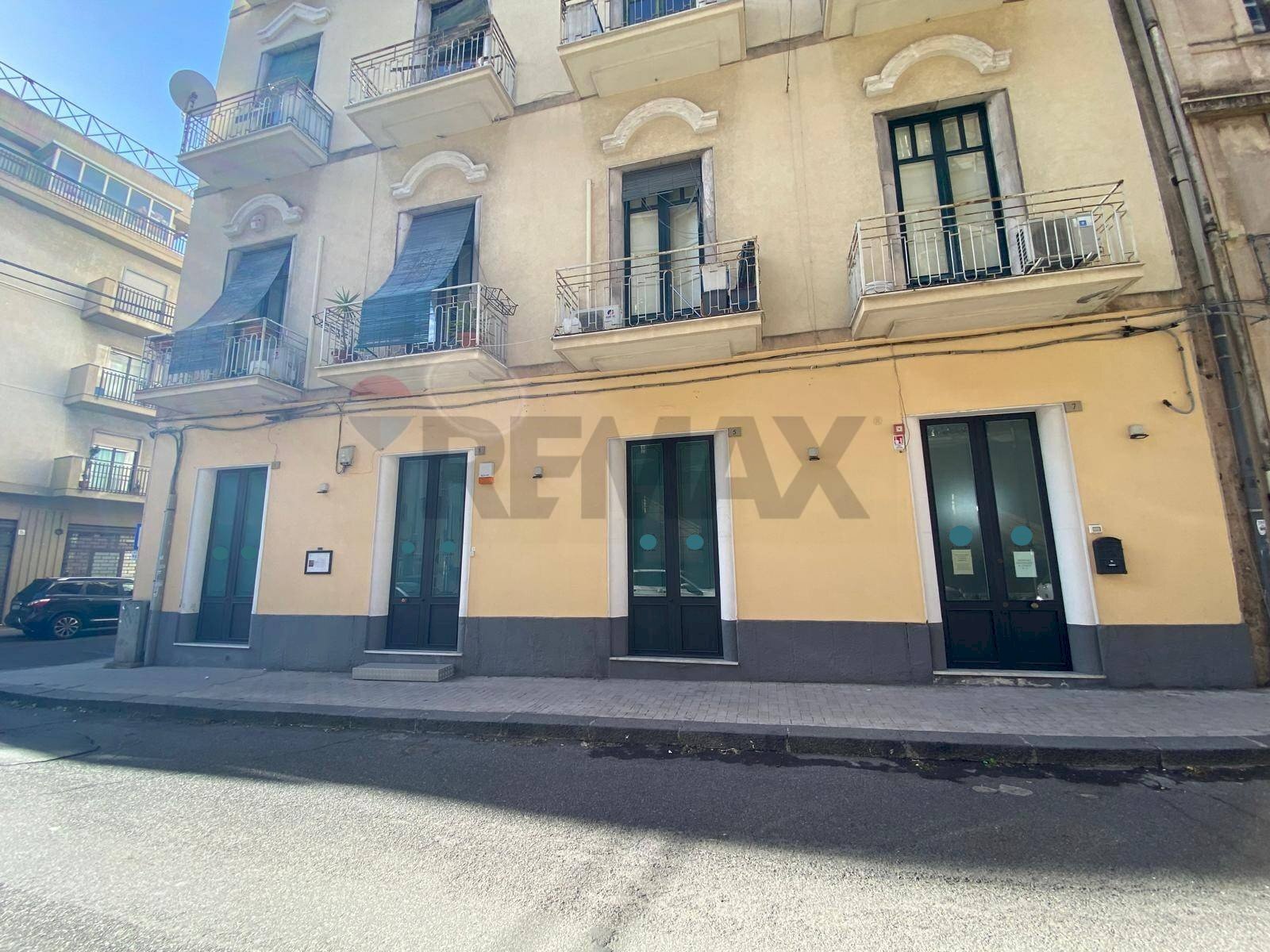 Edificio all\'aperto - Commercial Premises Via Mario Sangiorgi, Catania - photo 3