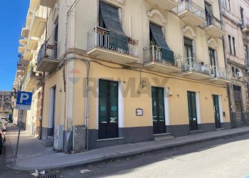 Edificio all\'aperto - Locale Commerciale Via Mario Sangiorgi, Catania - foto 10
