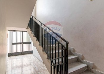 Scale - Quadrilocale Via Idria
 
27, Tremestieri Etneo - foto 4