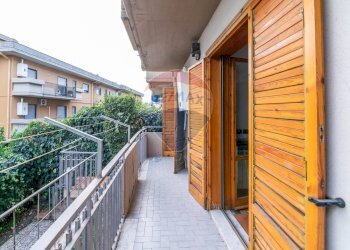 Balcone - Quadrilocale Via Idria
 
27, Tremestieri Etneo - foto 9