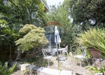 Giardino - Trilocale Via Val di Sole
 
11, Roma - foto 1