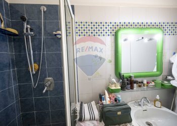 Bagno - Trilocale Via Val di Sole
 
11, Roma - foto 26