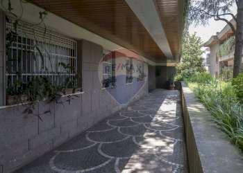 Terrazza - Trilocale Via Val di Sole
 
11, Roma - foto 30