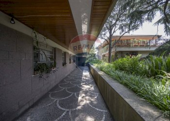 Edificio all\'aperto - Trilocale Via Val di Sole
 
11, Roma - foto 31