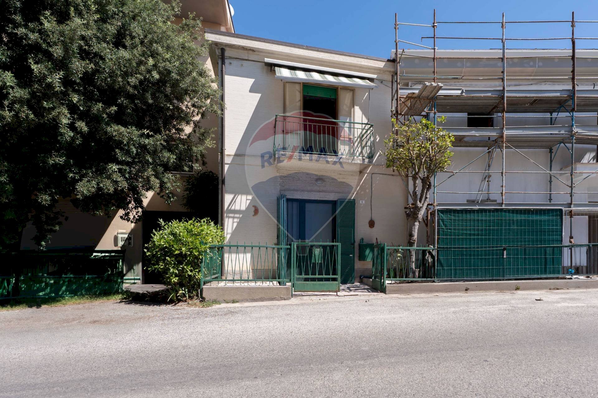 Edificio all\'aperto - Independent house VIALE ADRIATICO
 
6, Recanati - photo 1