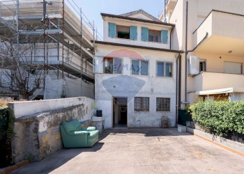 Casa all\'aperto - Casa indipendente VIALE ADRIATICO
 
6, Recanati - foto 3