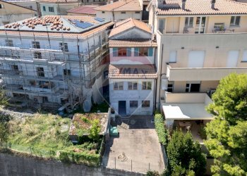 Edificio all\'aperto - Casa indipendente VIALE ADRIATICO
 
6, Recanati - foto 30