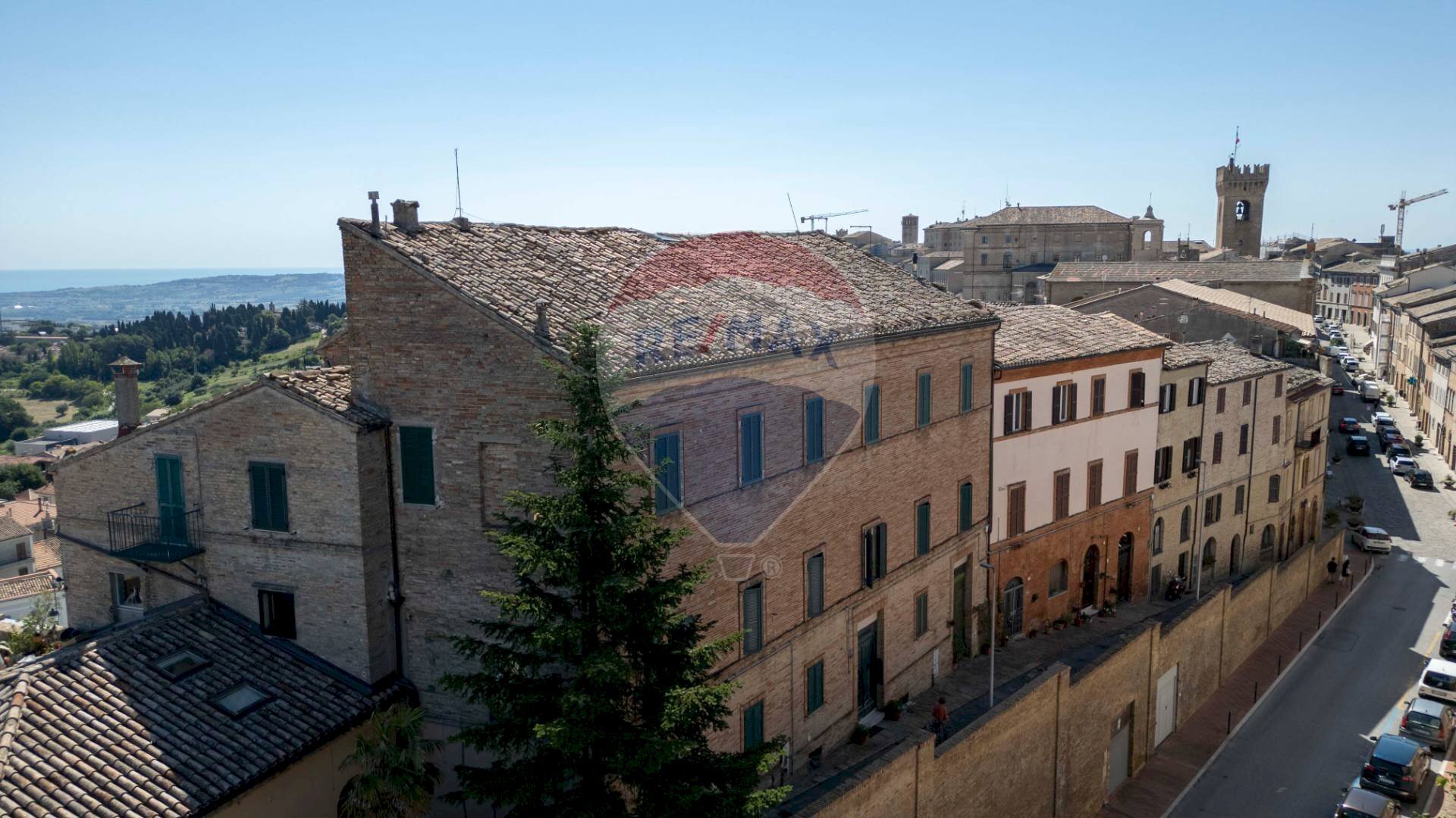 Edificio all\'aperto - Attico VIA VENIERI
 
4, Recanati - foto 1