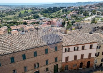 Edificio all\'aperto - Attico VIA VENIERI
 
4, Recanati - foto 2