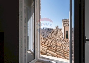 Balcone - Attico VIA VENIERI
 
4, Recanati - foto 22