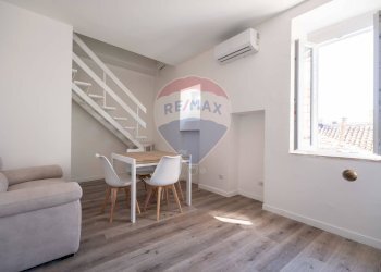 Sala da pranzo - Attico VIA VENIERI
 
4, Recanati - foto 28