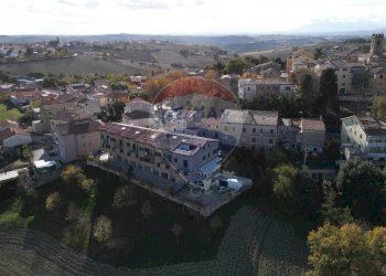 Edificio all\'aperto - Quadrilocale Via Morichini
 
2, Santa Maria Nuova - foto 3