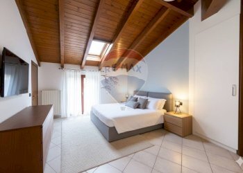 Camera / camera da letto - Villa Bifamiliare papa giovanni XXIII
 
41/a, Santa Maria Hoè - foto 4