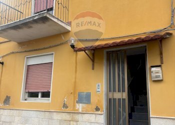 Casa all\'aperto - Locale Commerciale contrada calderaro, Caltanissetta - foto 1