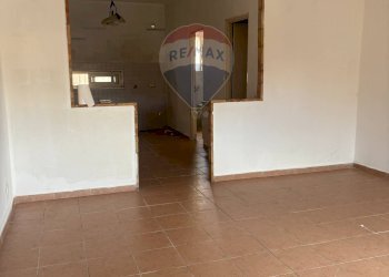 Stanza vuota - Locale Commerciale contrada calderaro, Caltanissetta - foto 13