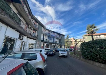 Edificio all\'aperto - Quadrilocale Piazza Dante
 
6, Mascalucia - foto 2