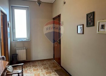 Hall / corridoio - Quadrilocale Piazza Dante
 
6, Mascalucia - foto 9