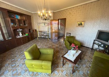 Sala da pranzo - Quadrilocale Piazza Dante
 
6, Mascalucia - foto 15