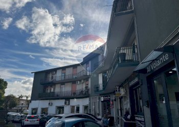 Edificio all\'aperto - Quadrilocale Piazza Dante
 
6, Mascalucia - foto 39