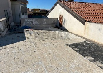 Terrazza - Quadrilocale Piazza Dante
 
6, Mascalucia - foto 40