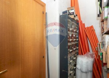 Camera / camera da letto - Attività Commerciale Via Duca degli Abruzzi, Catania - foto 10