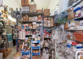 Dispensa di stoccaggio - Attività Commerciale Via Duca degli Abruzzi, Catania - foto 15