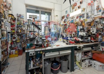 Dispensa di stoccaggio - Attività Commerciale Via Duca degli Abruzzi, Catania - foto 17