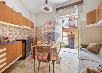 Cucina - Casa indipendente via torquato tasso
 
9, Gaggi - foto 3