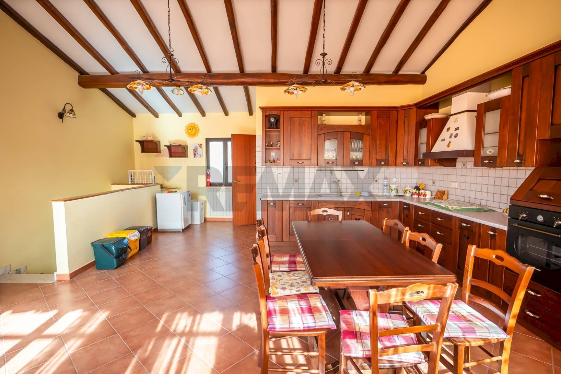 Sala da pranzo - Casa semi indipendente Massaua
 
14, Gaggi - foto 3