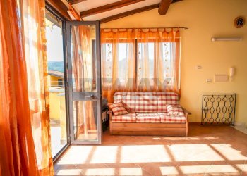 Soggiorno - Casa semi indipendente Massaua
 
14, Gaggi - foto 5