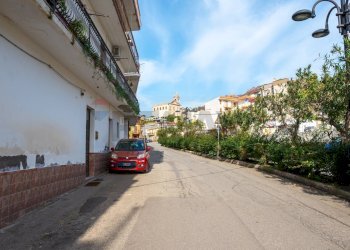 Edificio all\'aperto - Casa semi indipendente Massaua
 
14, Gaggi - foto 19