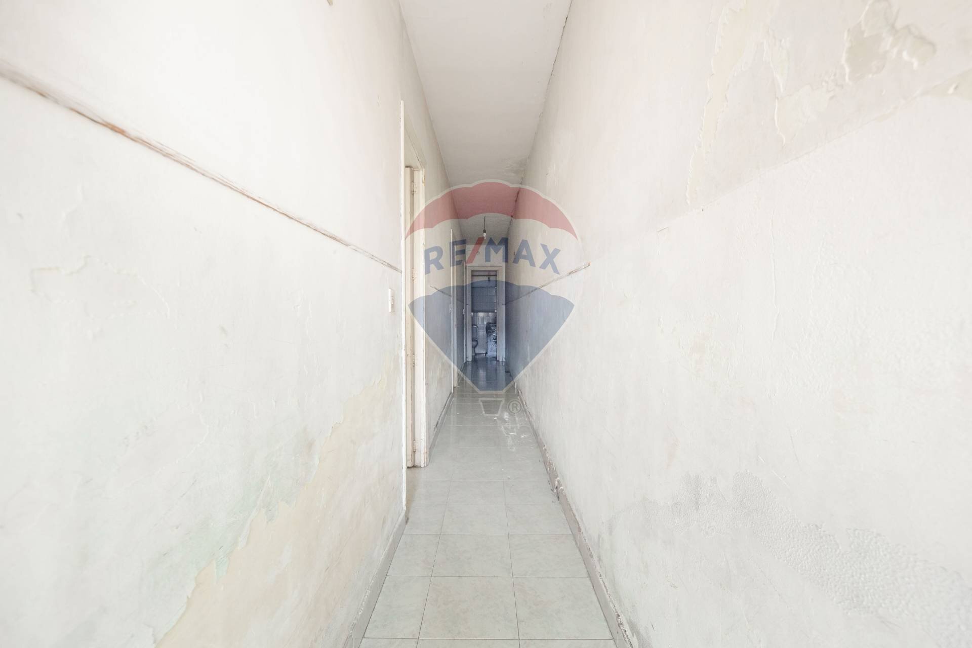 Hall / corridoio - Casa indipendente Via IV Retta levante ang via Giardino del Signore
 
154, Belpasso - foto 3