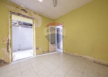 Stanza vuota - Casa indipendente Via IV Retta levante ang via Giardino del Signore
 
154, Belpasso - foto 5