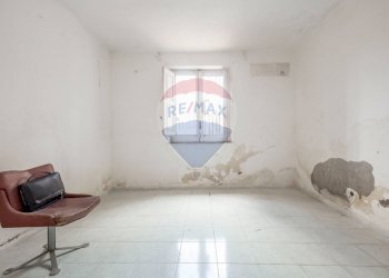 Stanza vuota - Casa indipendente Via IV Retta levante ang via Giardino del Signore
 
154, Belpasso - foto 12