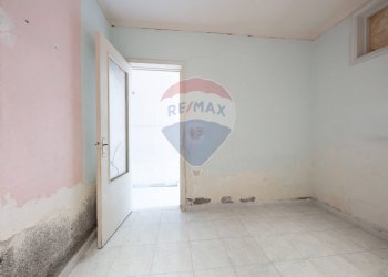 Stanza vuota - Casa indipendente Via IV Retta levante ang via Giardino del Signore
 
154, Belpasso - foto 14