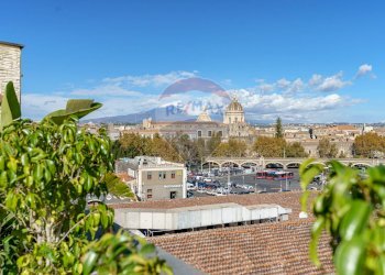 Edificio all\'aperto - Hotel Via Cristoforo Colombo, Catania - foto 54