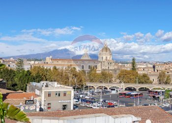 Edificio all\'aperto - Hotel Via Cristoforo Colombo, Catania - foto 56