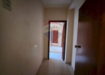 Hall / corridoio - Quadrilocale Via Lavina
 
111, Aci Sant'Antonio - foto 13