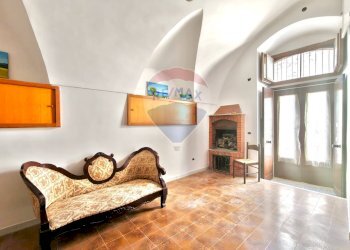 Soggiorno - Bilocale Via Alessandro Manzoni
 
28, Mattinata - foto 8