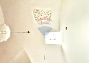 Dettagli - Bilocale Via Alessandro Manzoni
 
28, Mattinata - foto 11