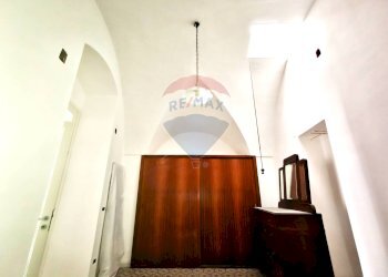 Hall / corridoio - Bilocale Via Alessandro Manzoni
 
28, Mattinata - foto 17